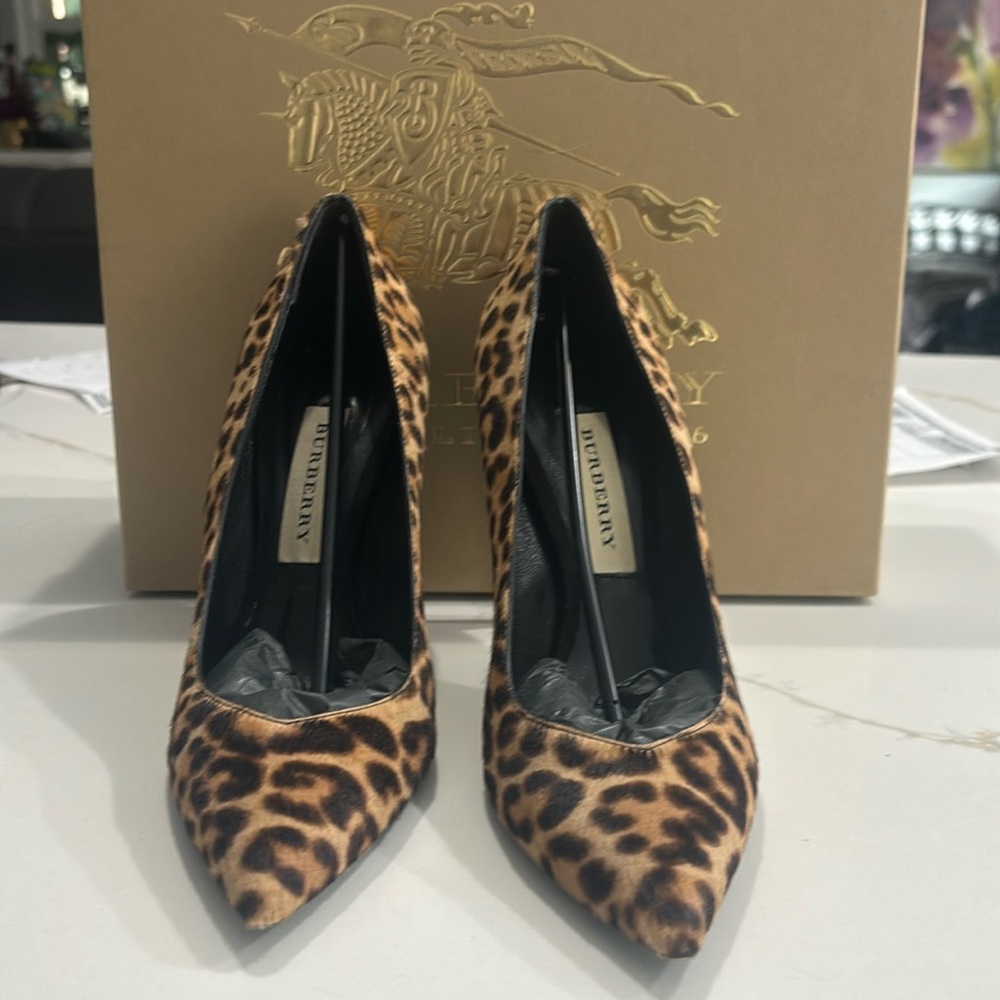 BURBERRY - animal print